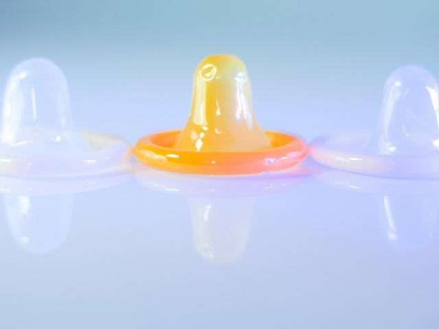 Wat is het verschil tussen polyisopreen vs polyurethaan condooms?