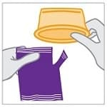 Een vrouwen condooms zin in een plastic hoesje en is ook geschikt voor anale seks.