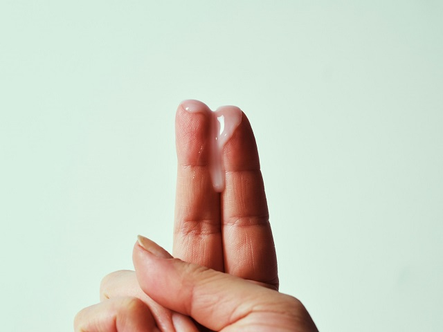 Glijmiddel voor vrouwen in de overgang met het hormoon oestrogeen voor vaginale droogheid Glijmiddel voor vrouwen in de overgang met het hormoon oestrogeen voor vaginale droogheid